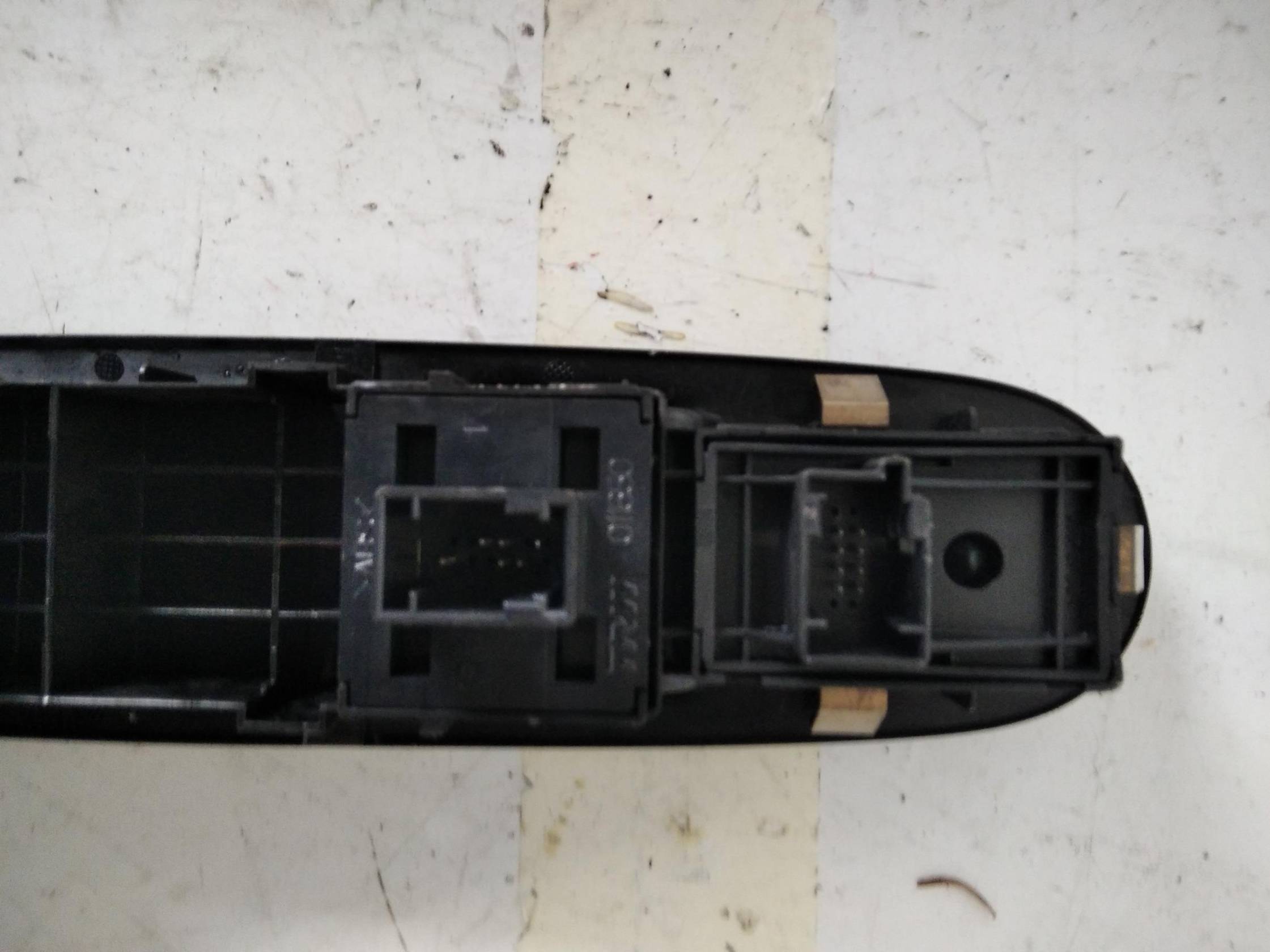 Blocco comandi alzacristalli e retrovisori est. sx.